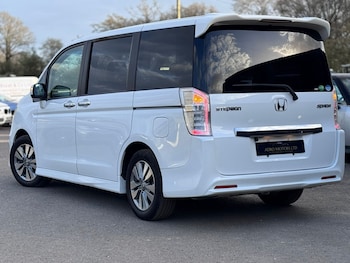 Used Honda Stepwagon 2013 for sale - 78132689: Photo