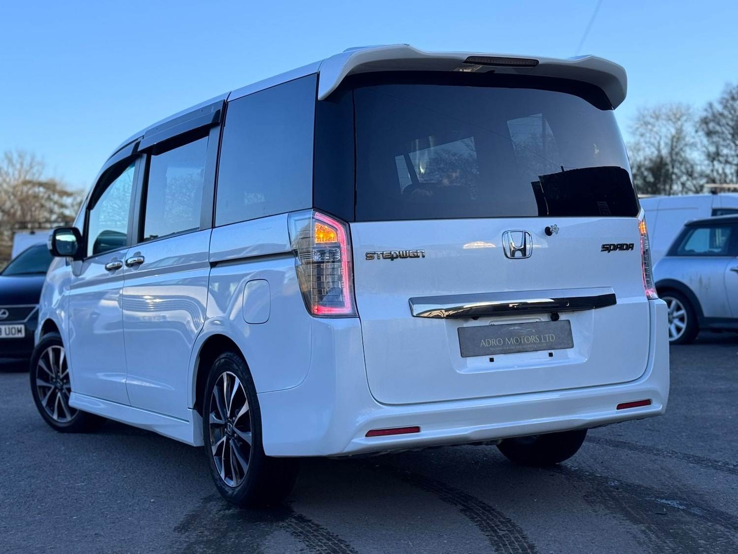 Used Honda Stepwagon 2026 for sale - 77676945: Photo 2