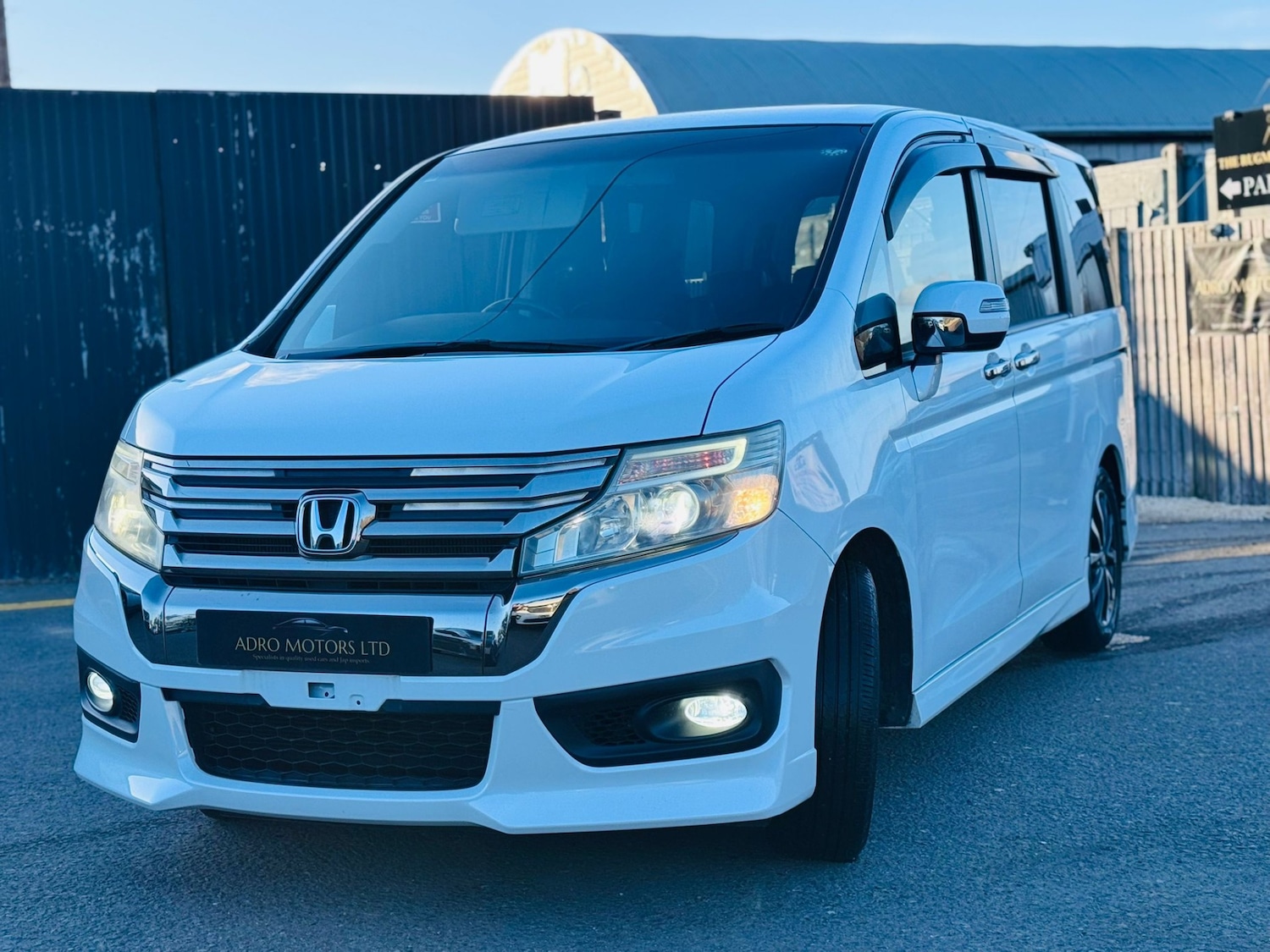 Used Honda Stepwagon 2026 for sale - 77676945: Photo 8