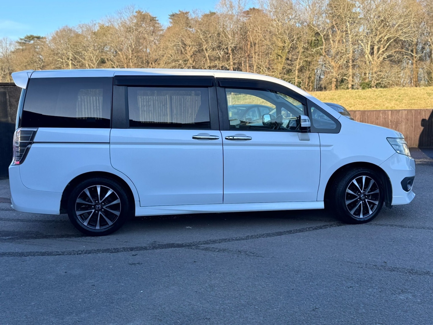 Used Honda Stepwagon 2026 for sale - 77676945: Photo 9