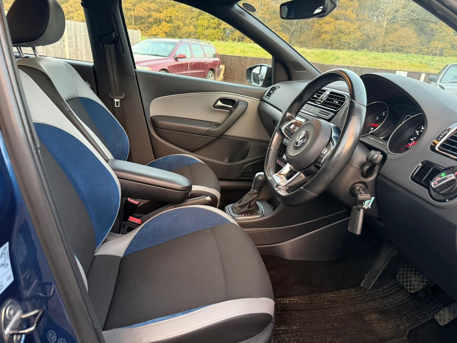 Used Volkswagen Polo 2014 for sale - 76791583: Photo 11