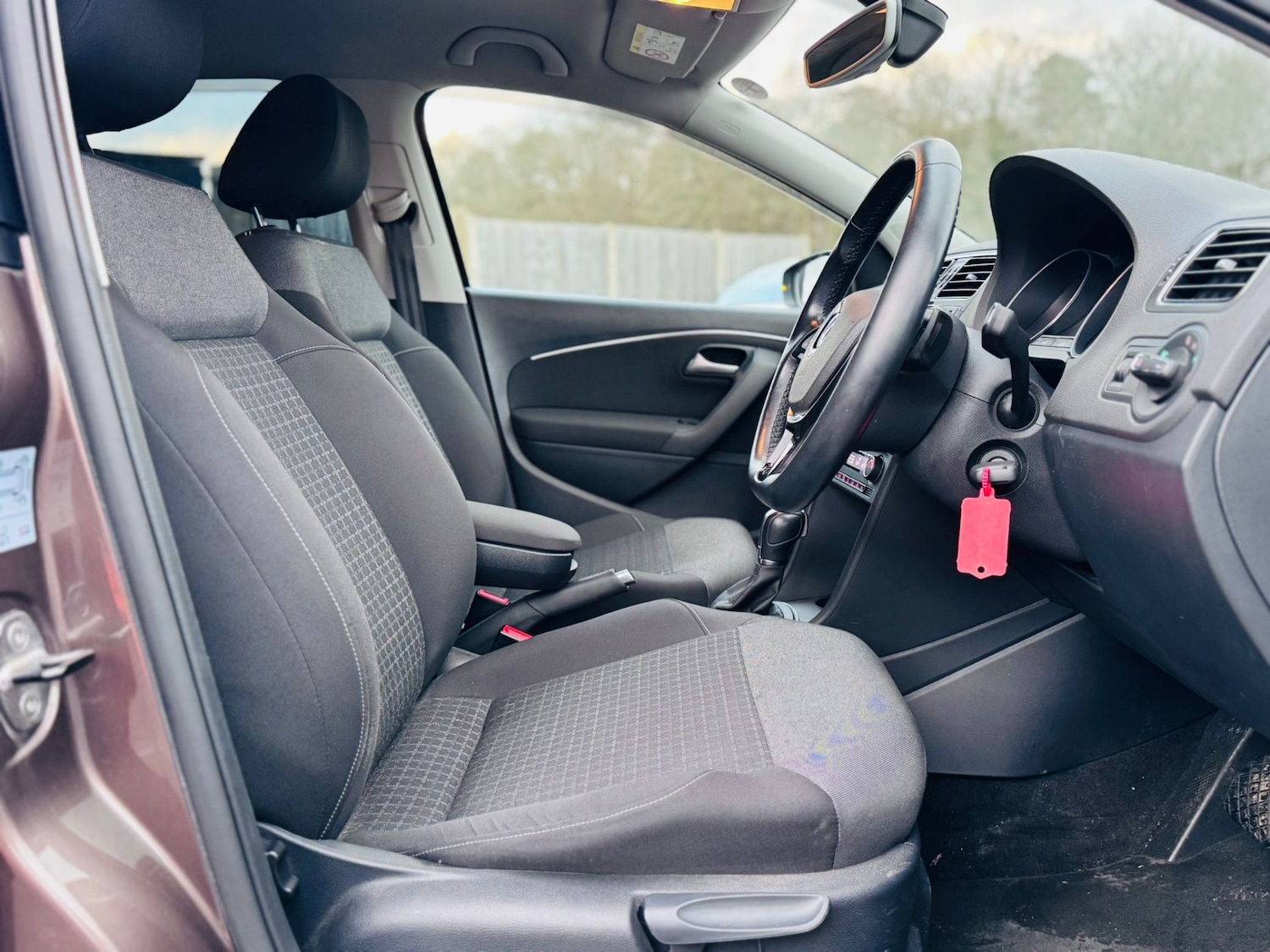 Used Volkswagen Polo 2015 for sale - 77677239: Photo 13