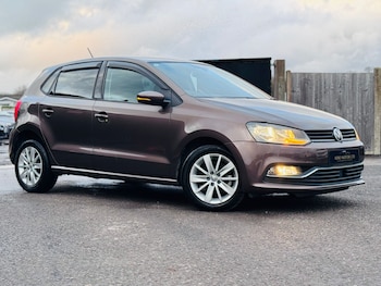 Used Volkswagen Polo 2015 for sale - 77677239: Photo