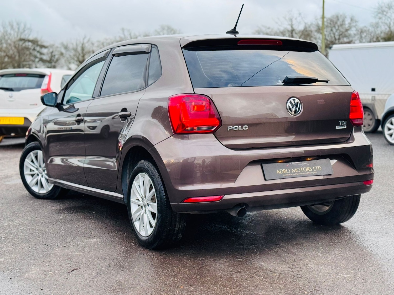 Used Volkswagen Polo 2015 for sale - 77677239: Photo 2
