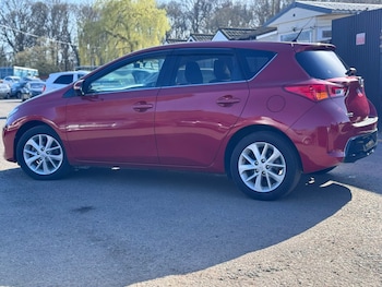 Used Toyota Auris 2013 for sale - 77932680: Photo
