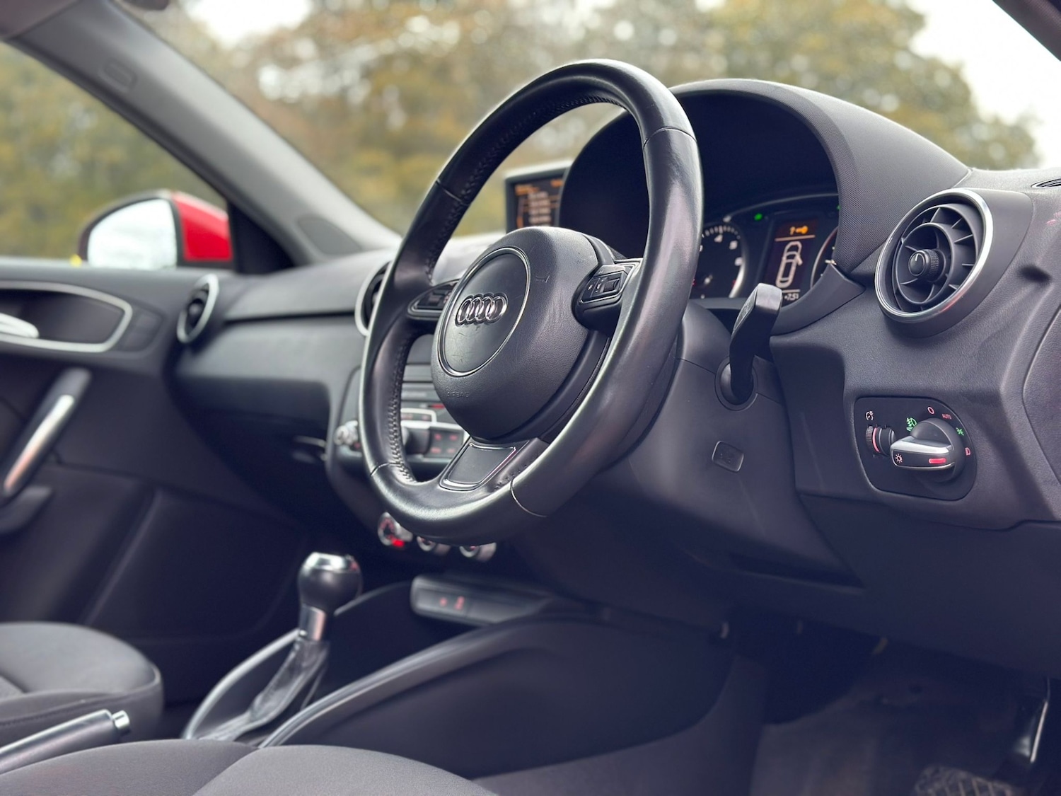 Used Audi A1 2012 for sale - 76681917: Photo 12