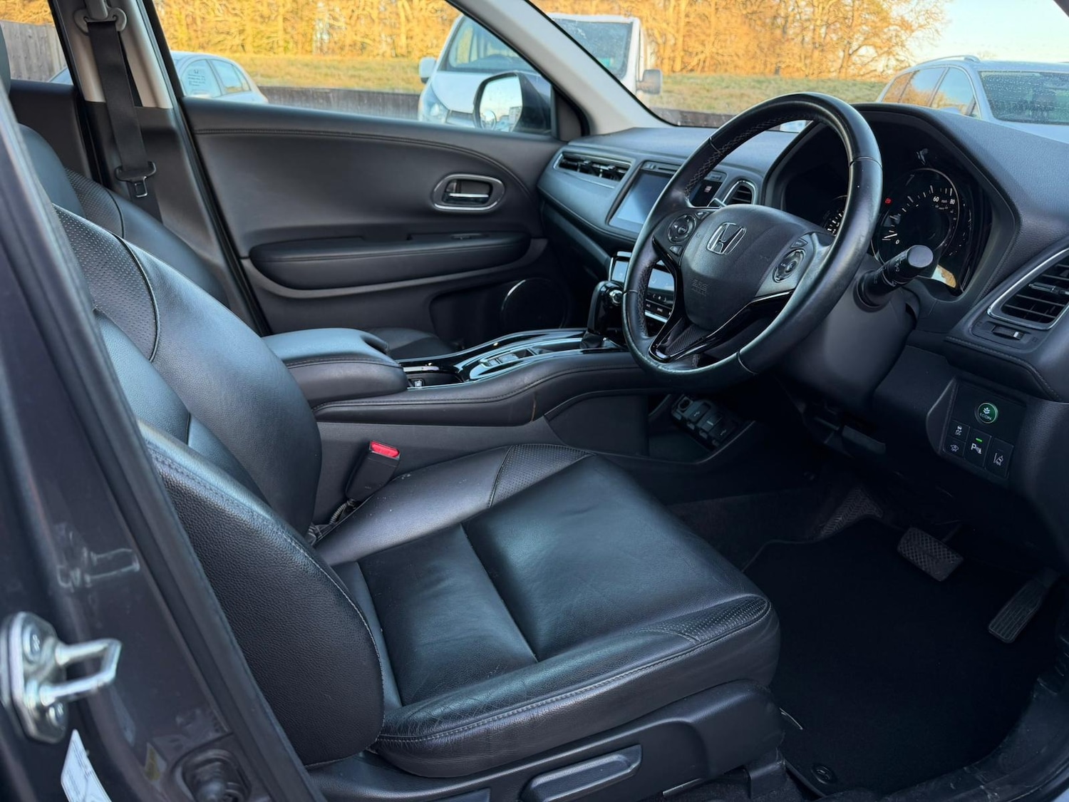 Used Honda HR-V 2015 for sale - 77159401: Photo 11