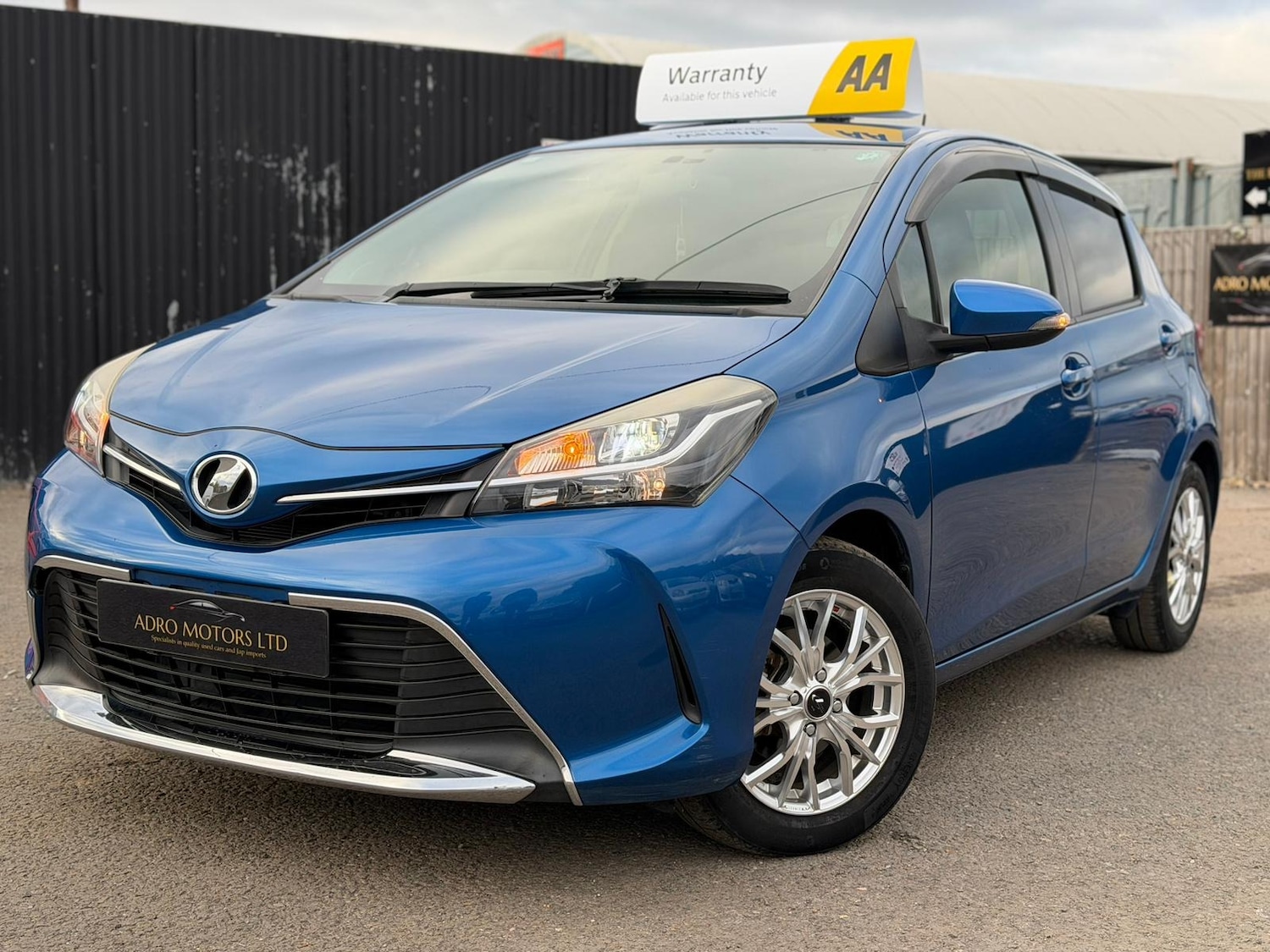 Used Toyota Yaris 2015 for sale - 76641681: Photo 4