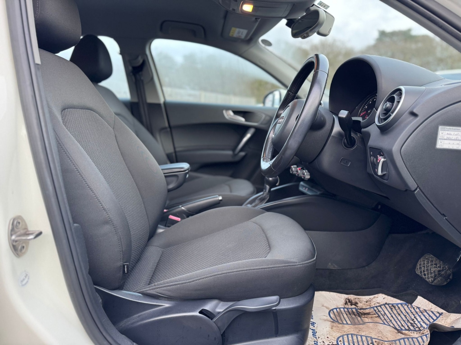 Used Audi A1 2013 for sale - 77236981: Photo 14