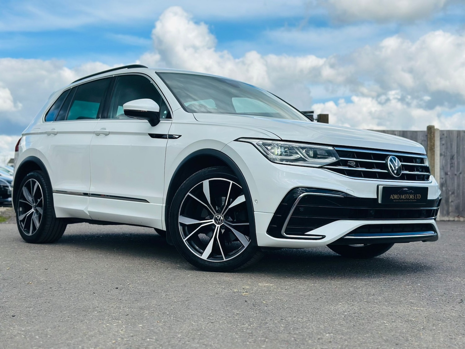 Used Volkswagen Tiguan 2021 for sale - 76064470: Photo 10