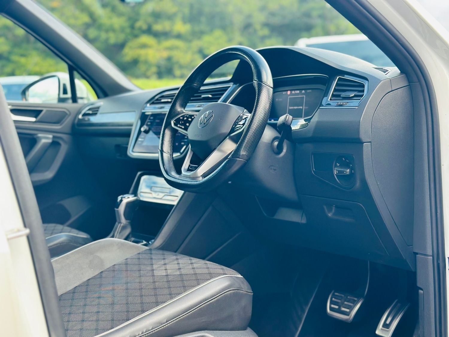 Used Volkswagen Tiguan 2021 for sale - 76064470: Photo 15