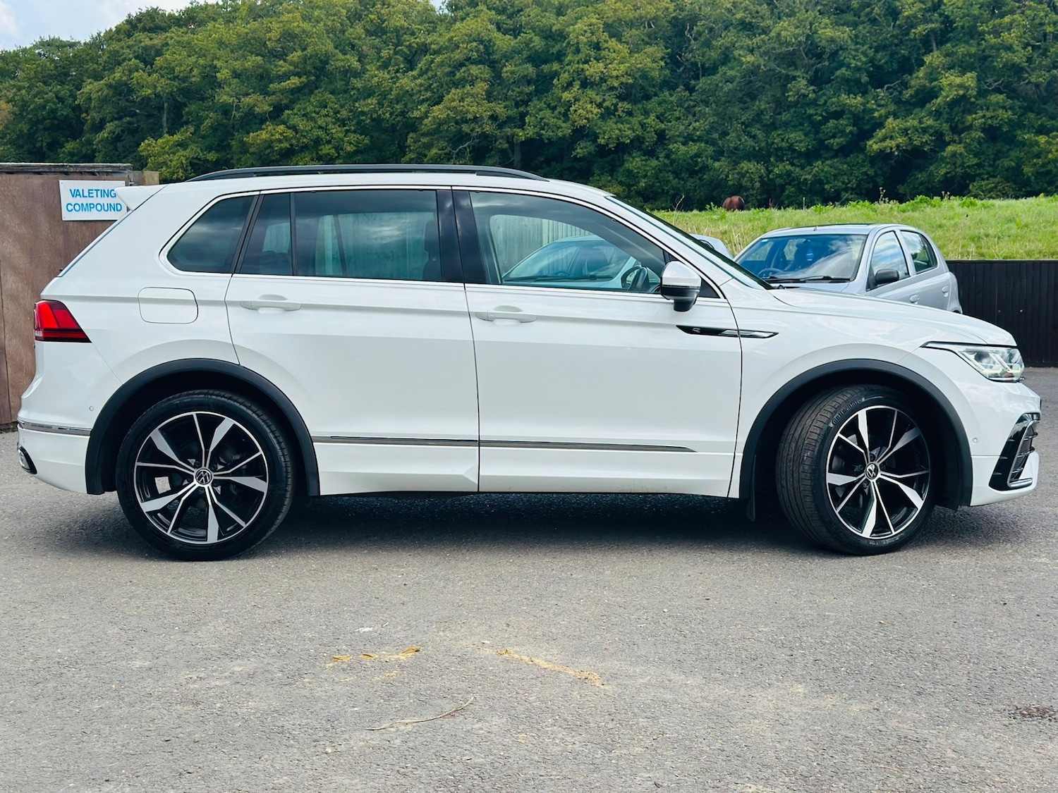 Used Volkswagen Tiguan 2021 for sale - 76064470: Photo 9