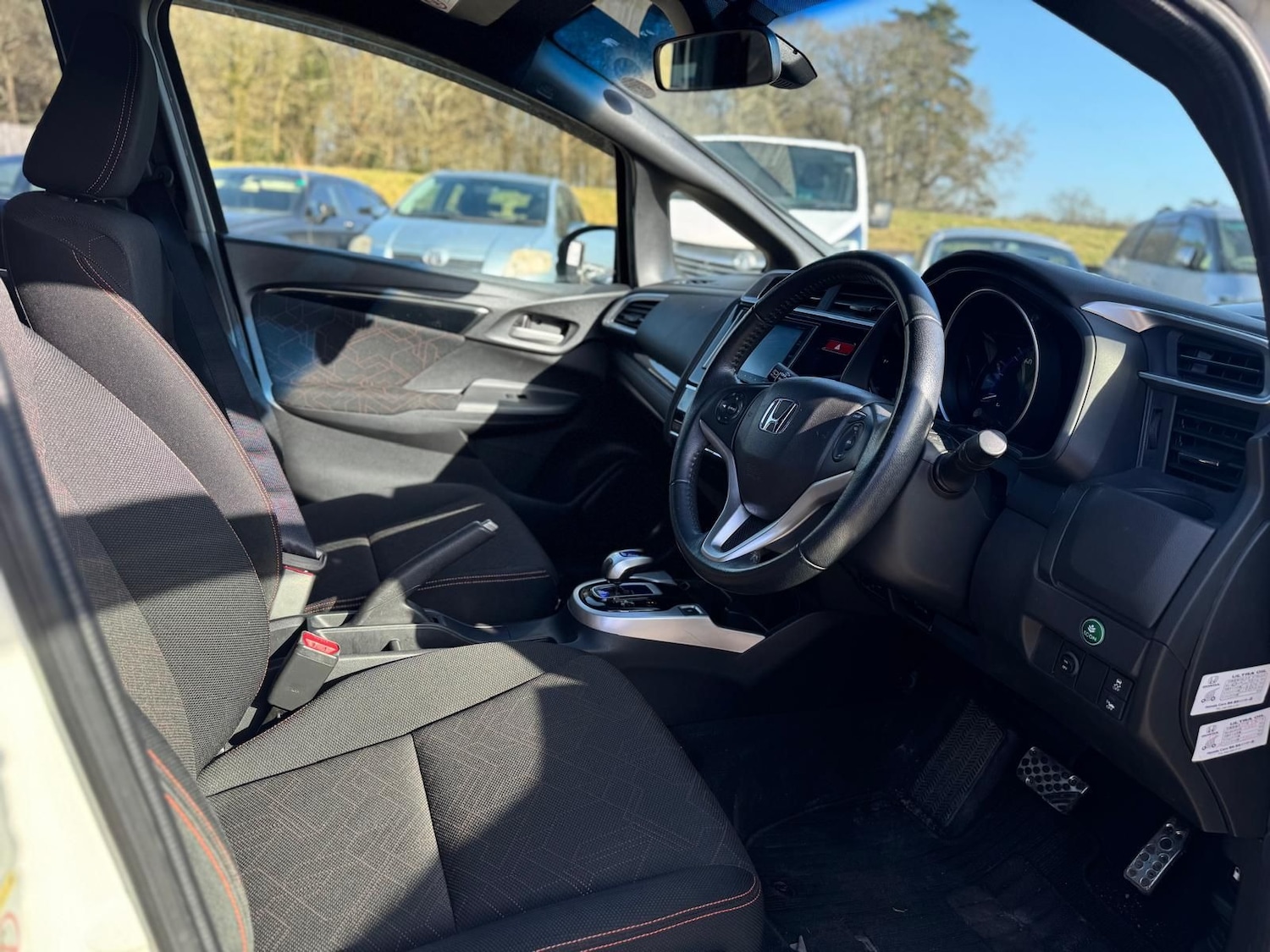 Used Honda Jazz 2014 for sale - 77708001: Photo 12