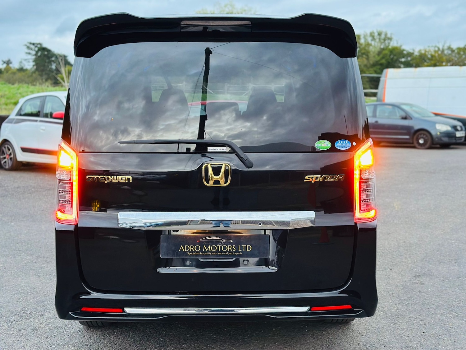 Used Honda Stepwagon 2013 for sale - 76194224: Photo 5