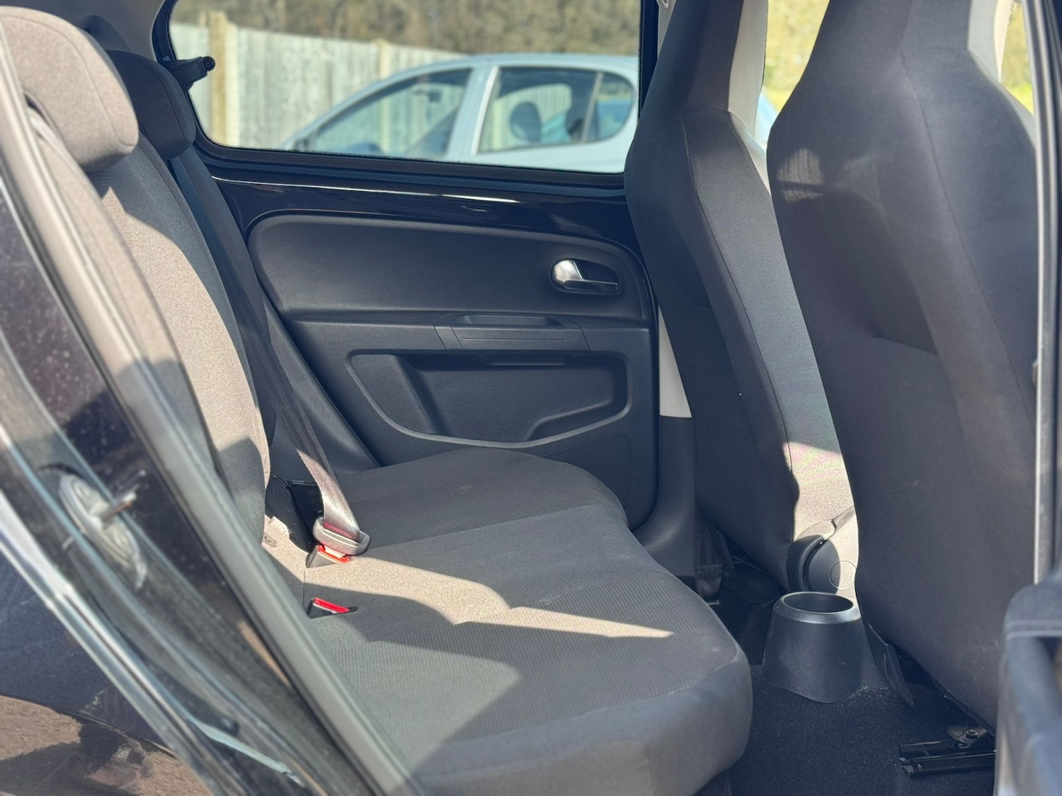 Used Volkswagen up! 2013 for sale - 77980801: Photo 12