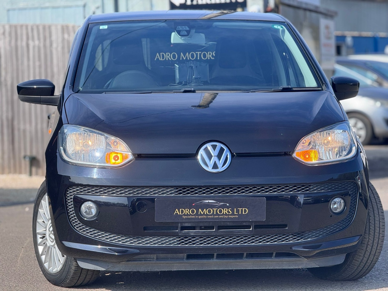 Used Volkswagen up! 2013 for sale - 77980801: Photo 3