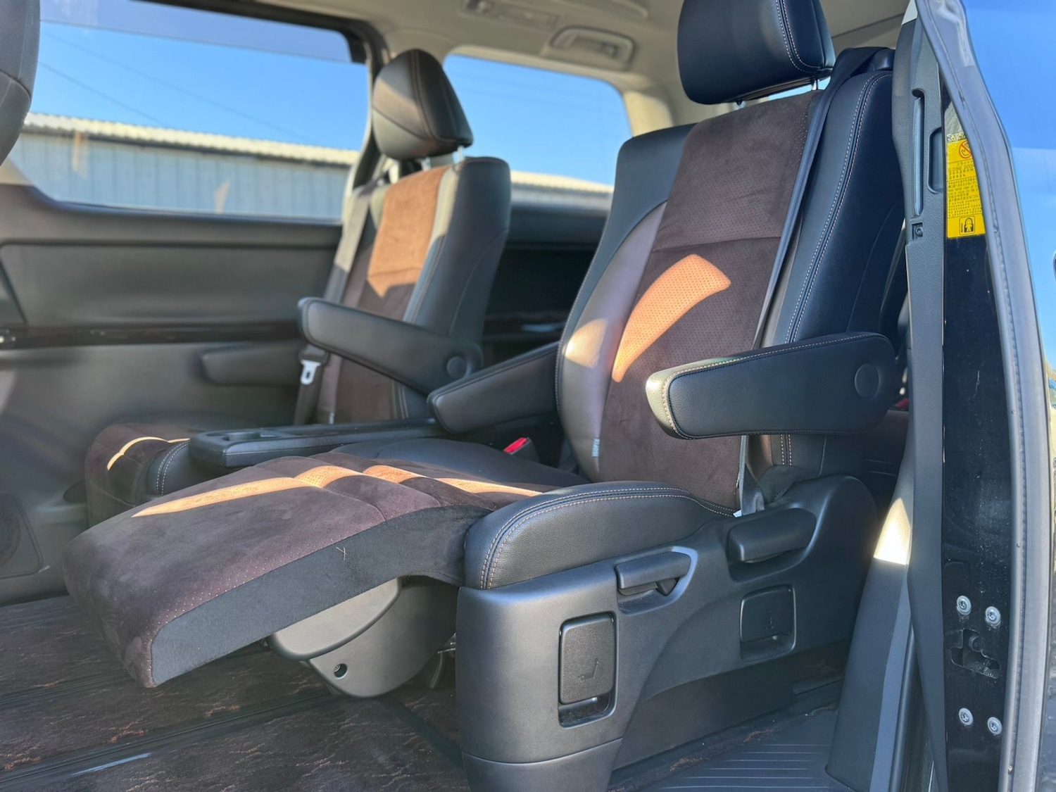 Used Toyota Alphard 2013 for sale - 77545457: Photo 18