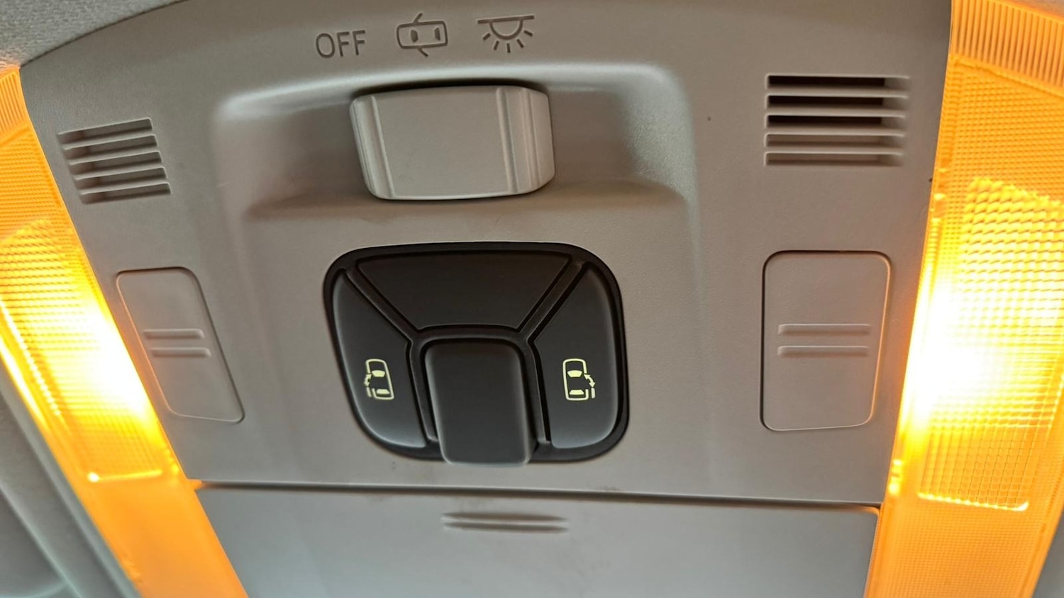 Used Toyota Vellfire 2012 for sale - 77476710: Photo 19