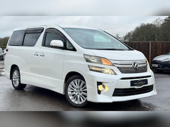 2012 (12) - 240S Z Edition 7 Seater 5-Door