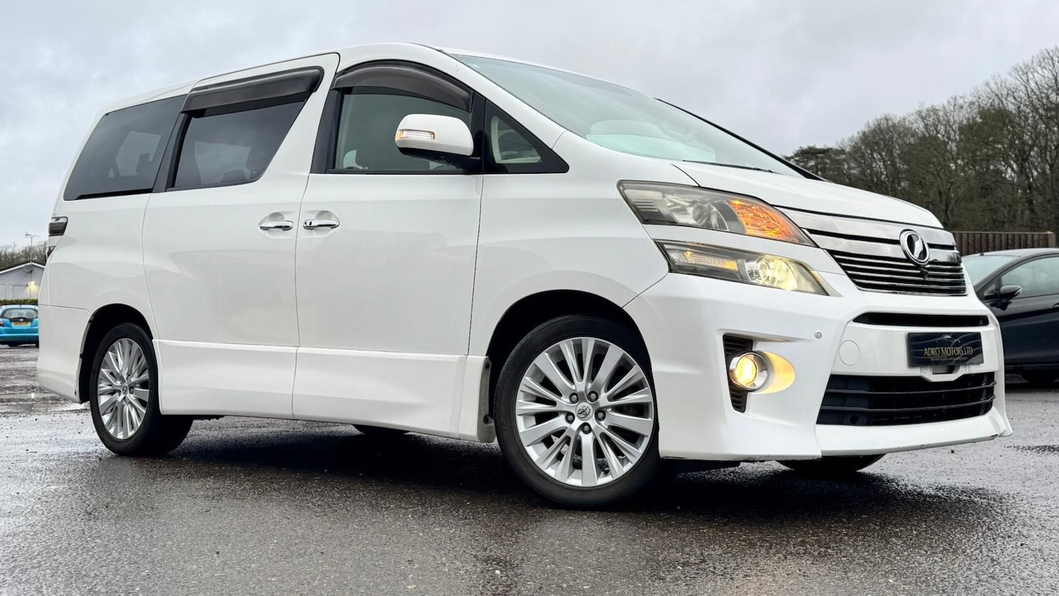 Used Toyota Vellfire 2012 for sale - 77476710: Photo 26