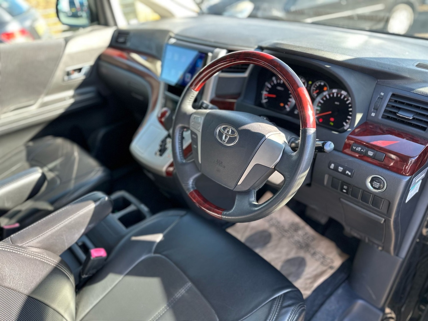 Used Toyota Alphard 2025 for sale - 77606789: Photo 17