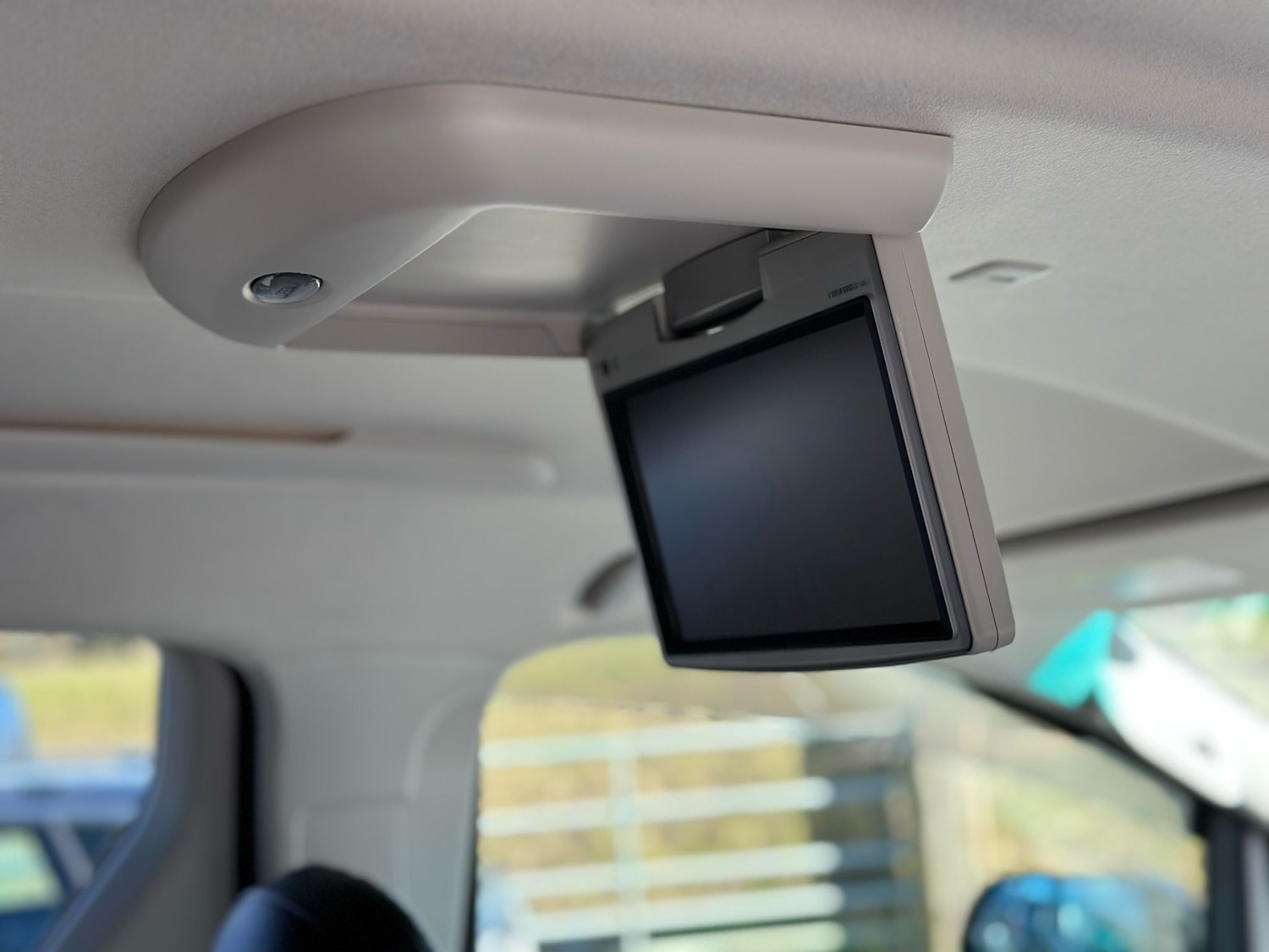 Used Toyota Alphard 2025 for sale - 77606789: Photo 25