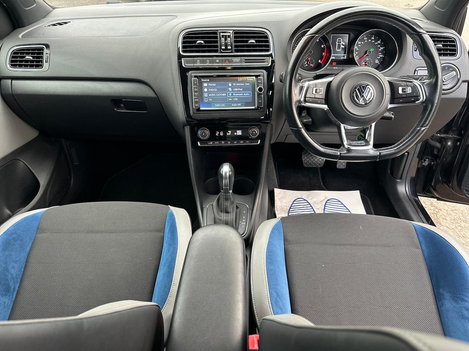 Used Volkswagen Polo 2015 for sale - 76641429: Photo 19