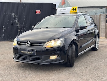 Used Volkswagen Polo 2015 for sale - 76641429: Photo