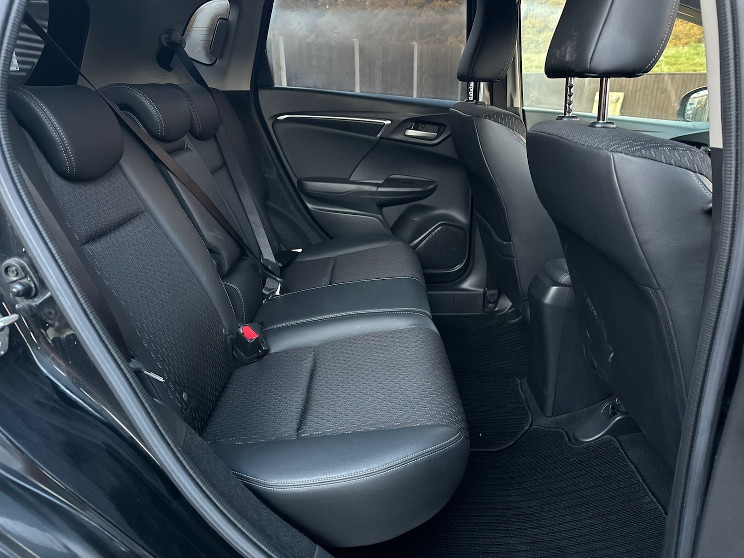 Used Honda Jazz 2015 for sale - 76791803: Photo 13