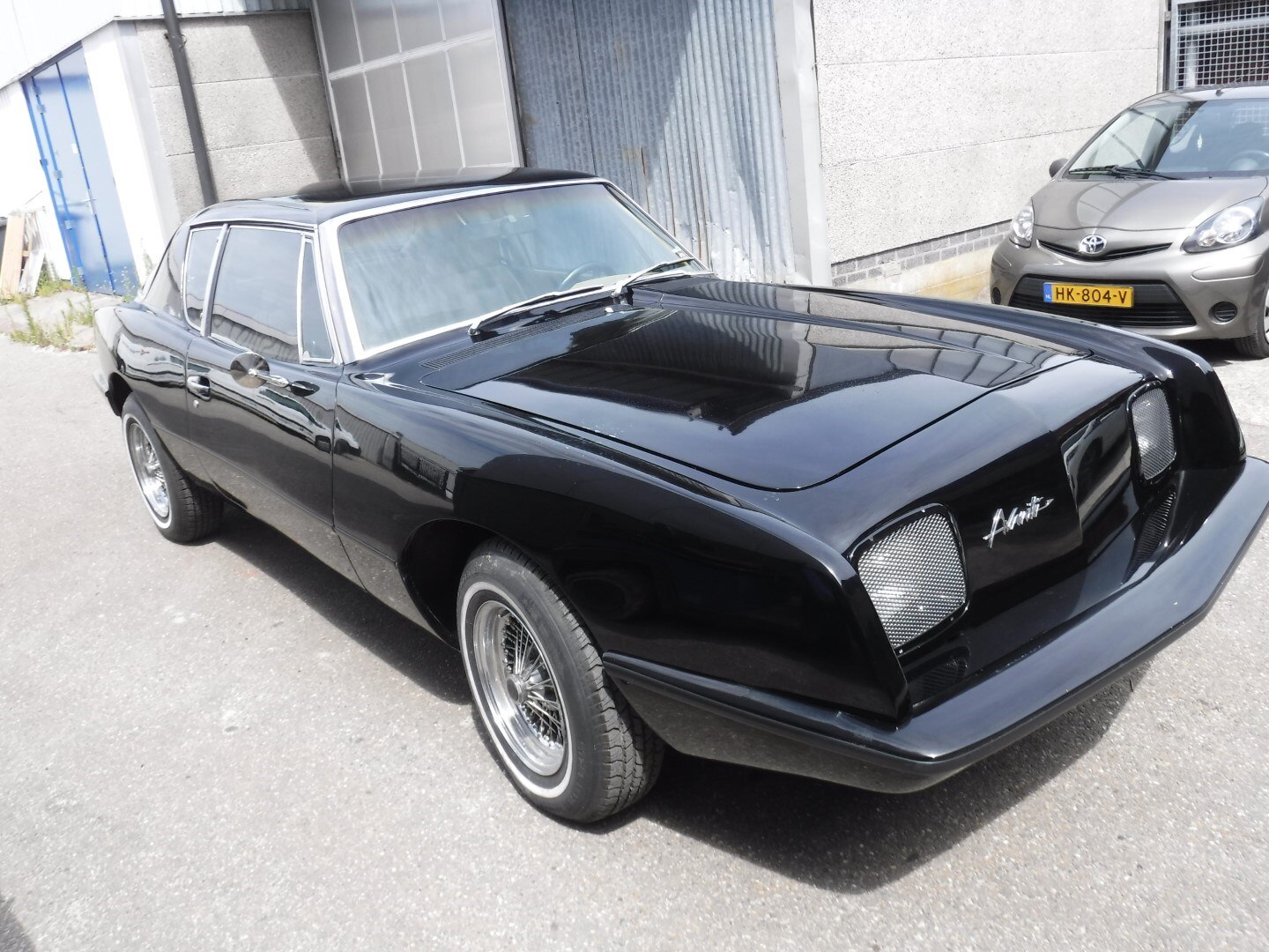 1984 Studebaker Avanti Black for Sale | CCFS