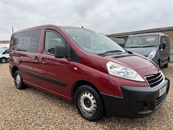 2012 - WHEELCHAIR ACCESSIBLE VEHICLE WAV 2.0 HDi Comfort L1 5-Door