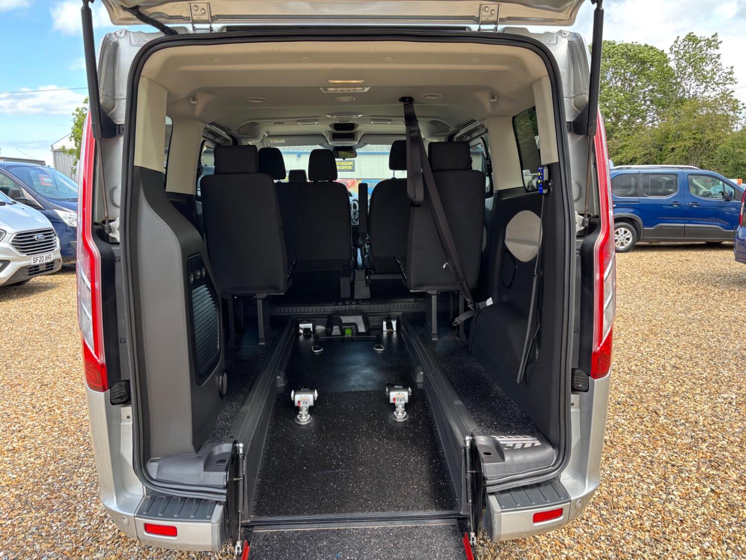 Used Ford Tourneo Custom 2017 for sale - 77314124: Photo 10