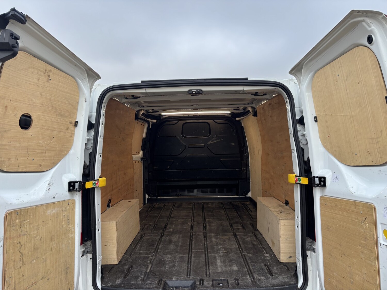 Used Ford Transit Custom 2023 for sale - 77528348: Photo 8