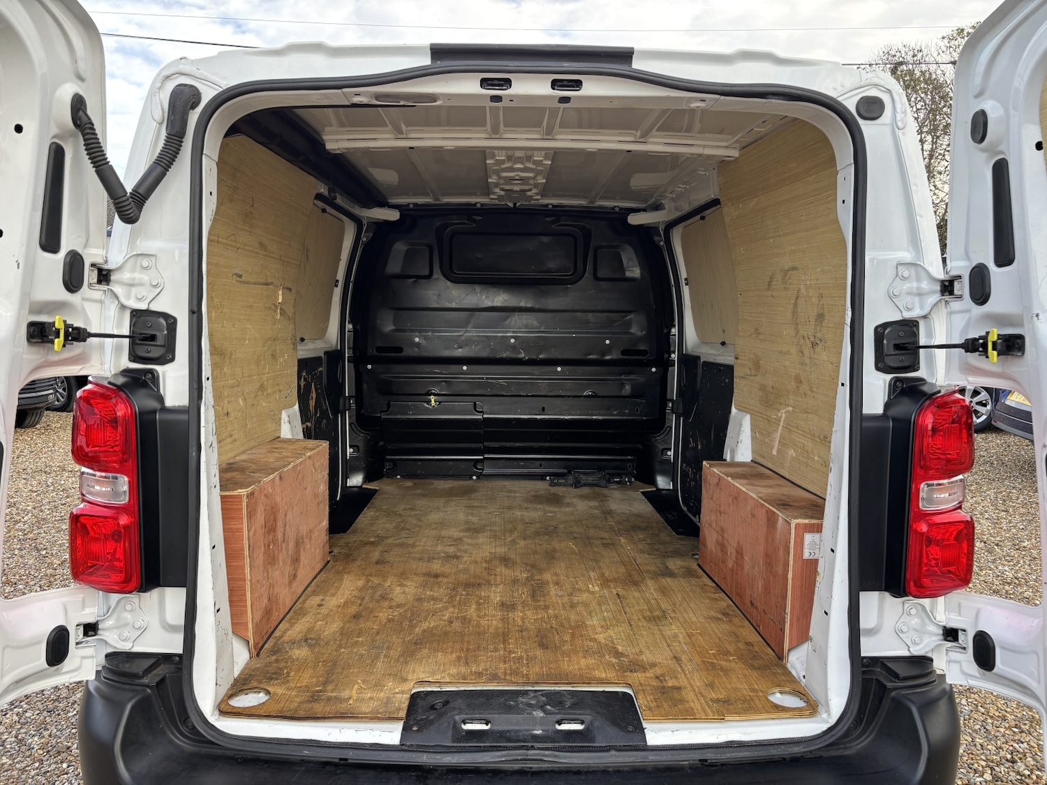 Used Citroen Dispatch 2022 for sale - 76525752: Photo 7