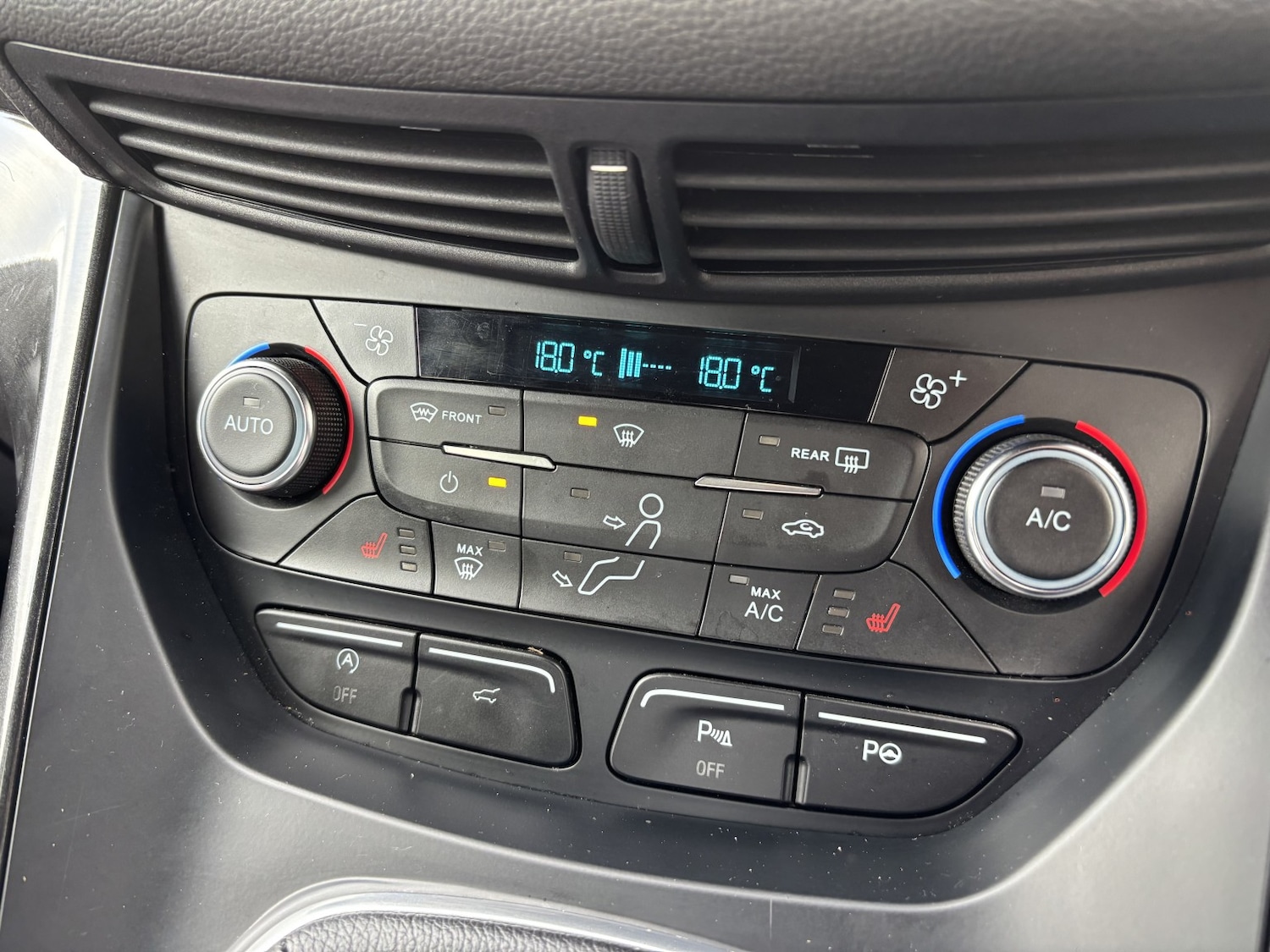 Used Ford Kuga 2018 for sale - 77802633: Photo 18