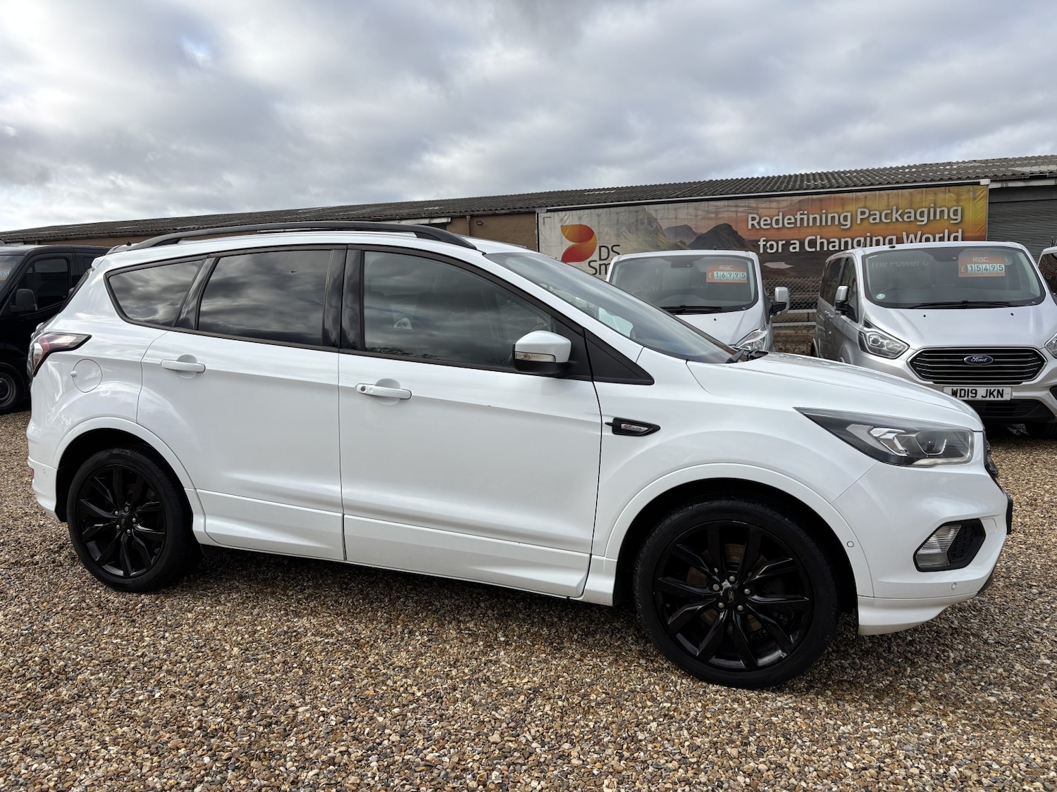 Used Ford Kuga 2018 for sale - 77802633: Photo 2