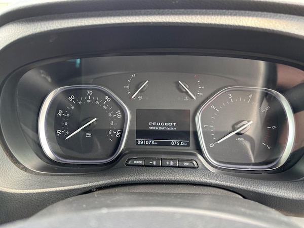 Used Peugeot Expert 2020 for sale - 75095324: Photo 24