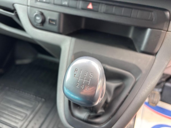 Used Peugeot Expert 2020 for sale - 75095324: Photo 25