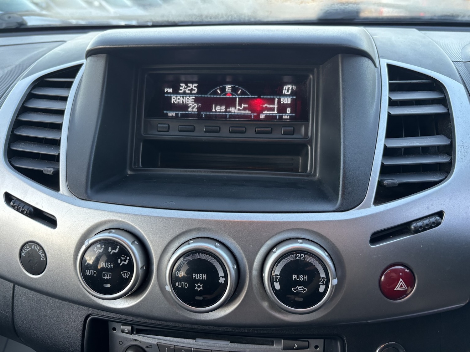 Used Mitsubishi L200 2015 for sale - 76791573: Photo 19