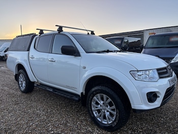 Mitsubishi - L200