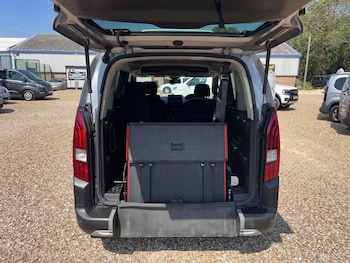 Used Peugeot Rifter 2021 for sale - 79379046: Photo