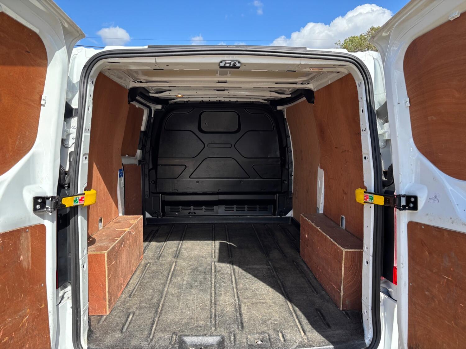 Used Ford Transit Custom 2022 for sale - 77313929: Photo 11