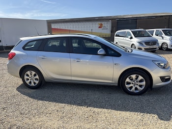 Used Vauxhall Astra 2015 for sale - 78379440: Photo