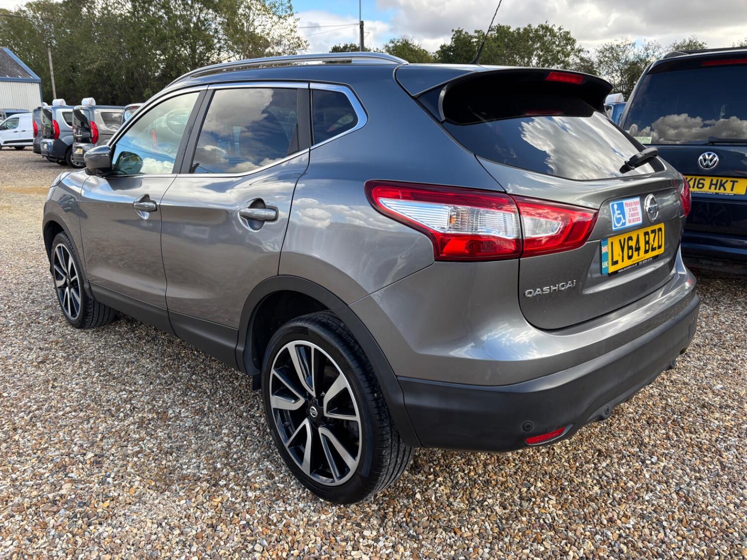 Used Nissan Qashqai 2014 for sale - 76082762: Photo 5