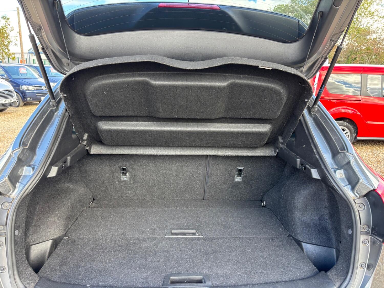 Used Nissan Qashqai 2014 for sale - 76082762: Photo 8