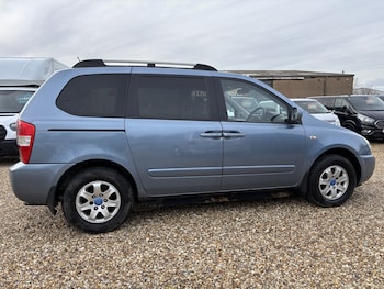 Used Kia Sedona 2010 for sale - 78618122: Photo