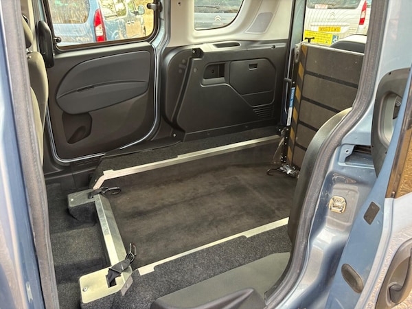 Used Fiat Doblo 2017 for sale - 73037458: Photo 13