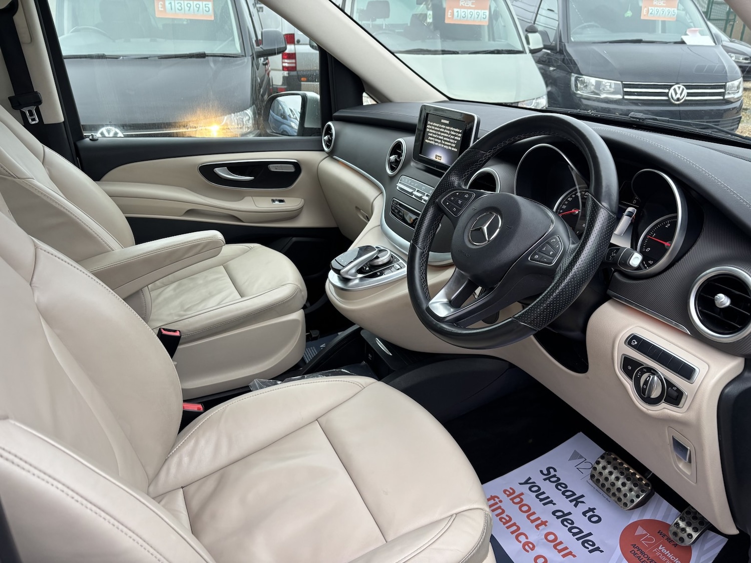 Used Mercedes-Benz V-Class 2019 for sale - 78090671: Photo 23