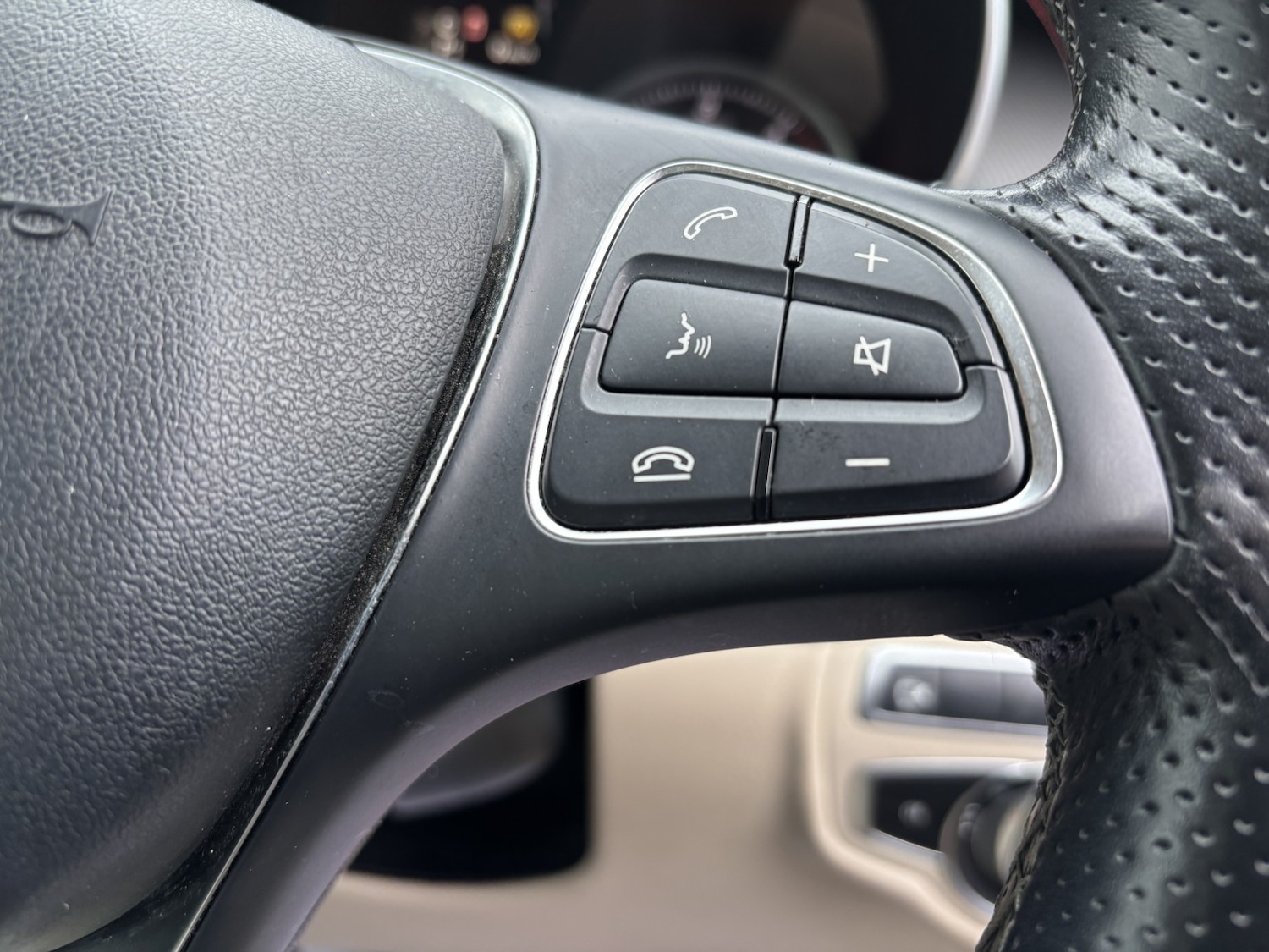 Used Mercedes-Benz V-Class 2019 for sale - 78090671: Photo 27