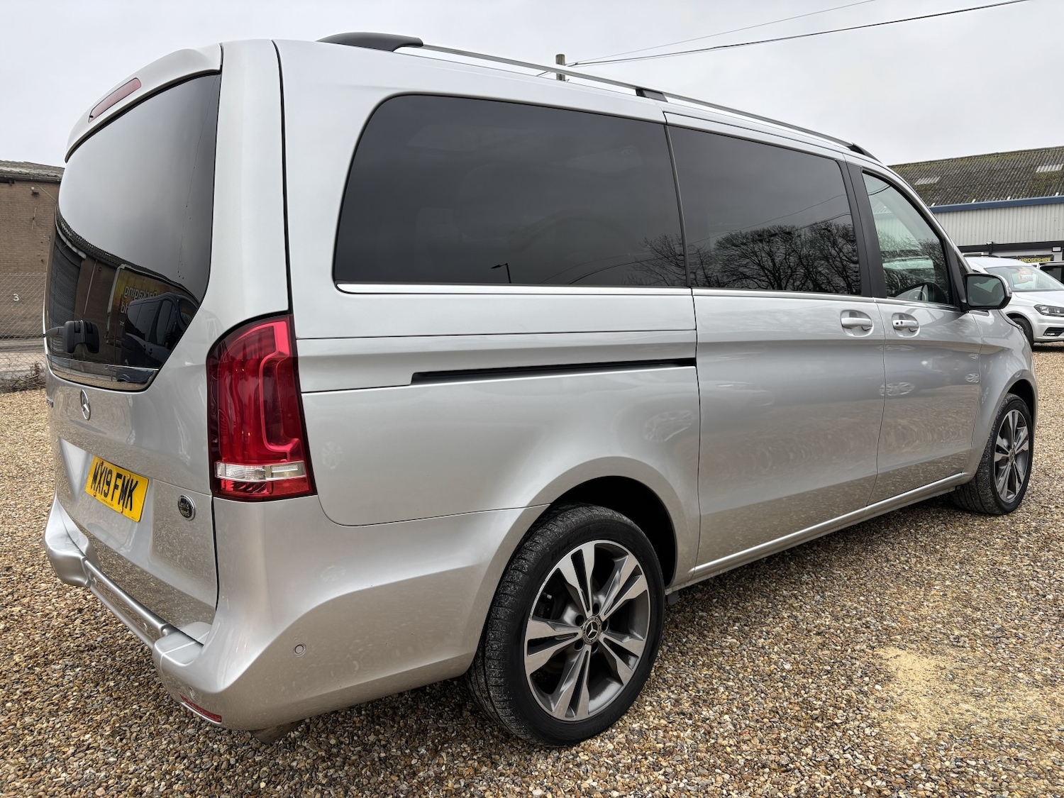 Used Mercedes-Benz V-Class 2019 for sale - 78090671: Photo 3